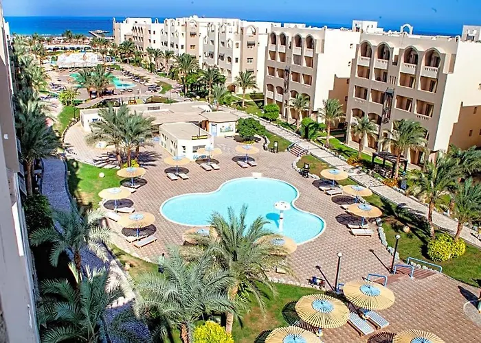 Private 3 Bdrm At Elkarma Aqua Reaort Otel Hurgada